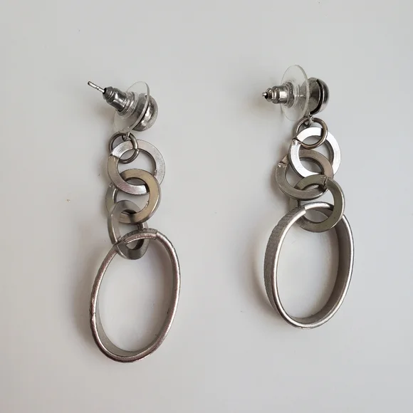 Drop earrings - Picture 5 of 6